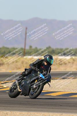 media/Nov-06-2023-Moto Forza (Mon) [[ce023d0744]]/4-Beginner Group/Session 3 (Turn 16)/